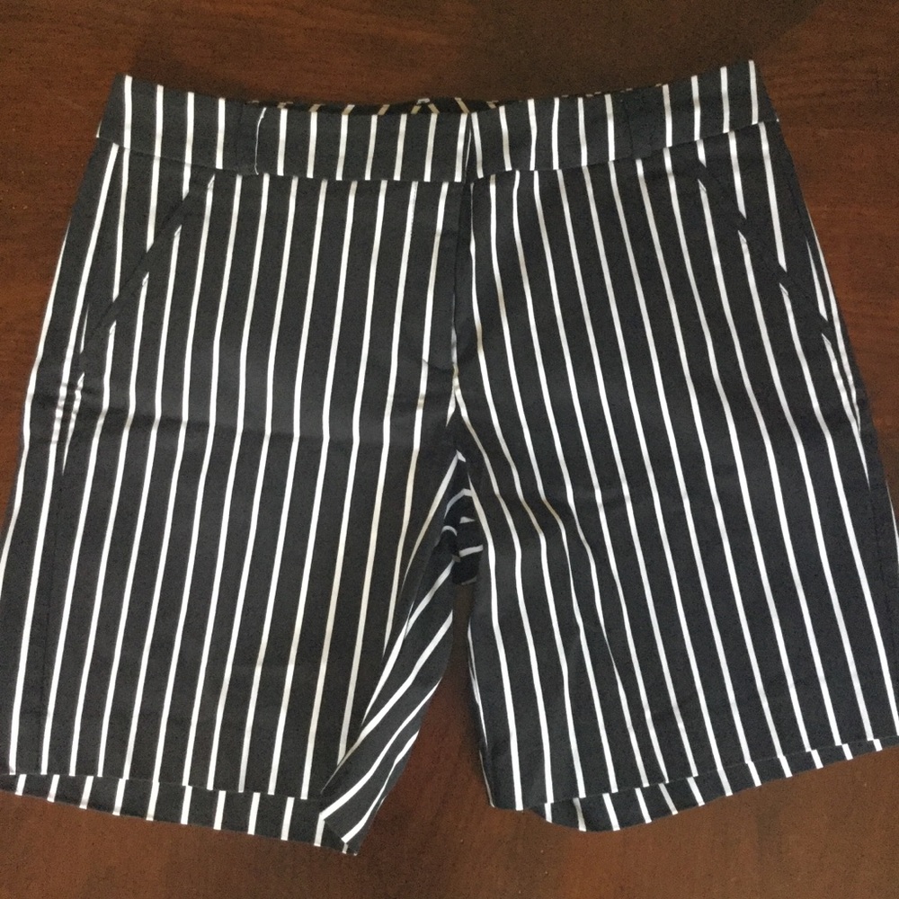 Black and white stripe Bermuda shorts